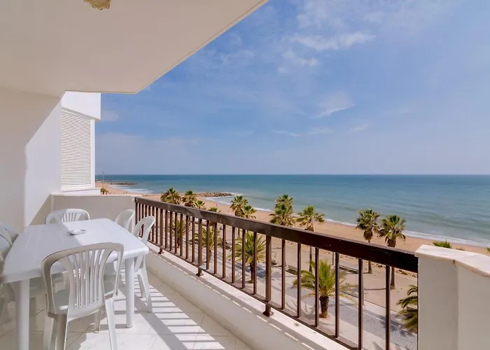 Atlantico View - Front - Картейра